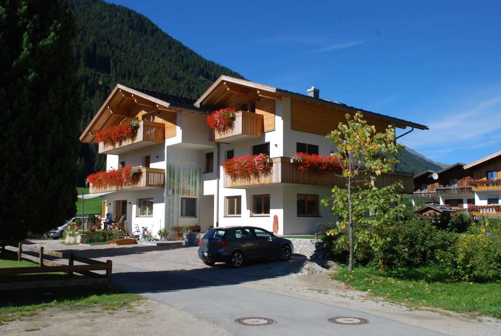 Haus Kargruber Daire Santa Maddalena in Casies Dış mekan fotoğraf